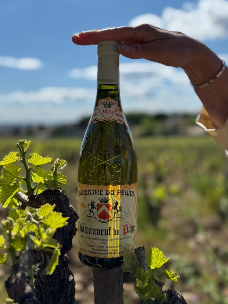 pegau cuvee bouteille reservee blanc chateau